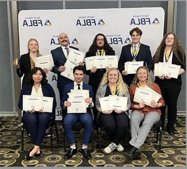 冰球突破豪华版游戏下载 FBLA Collegiate Chapter Excels at State Competition - image